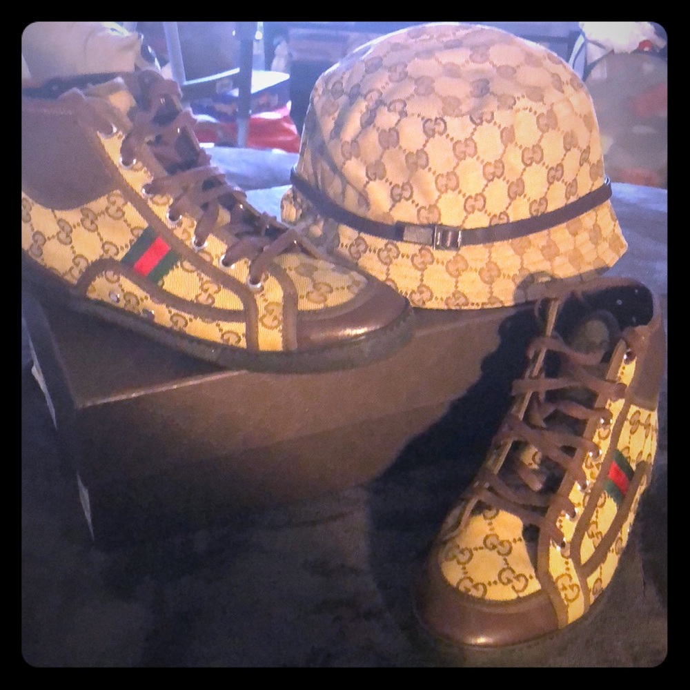 Woman sneakers and Gucci hat!!!!🔥